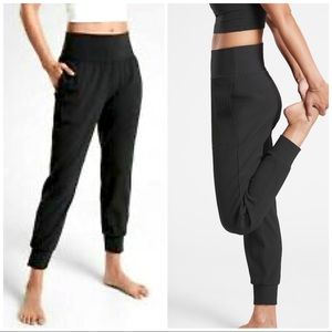 Athleta Brooklyn Ribbed 7/8 Ankle Pant 6